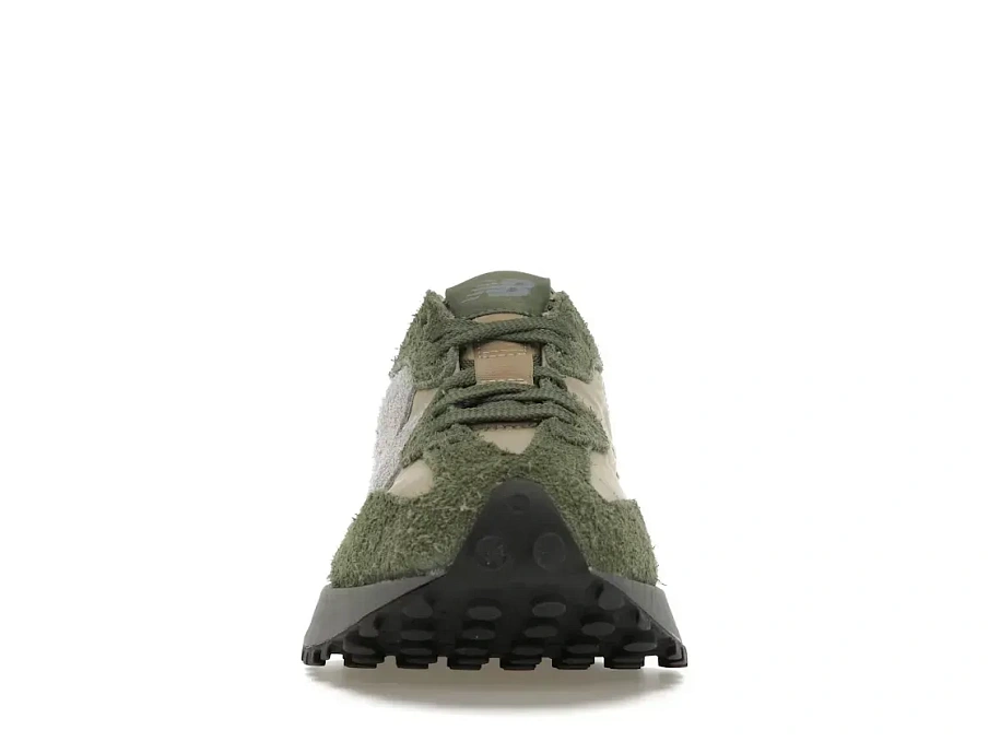 Фото № 2 с приближением к товару «‎New Balance 327»