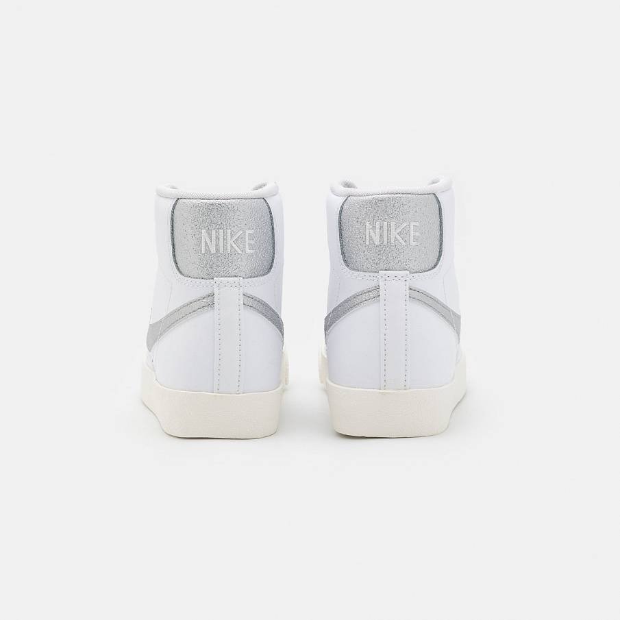 Фото № 4 с приближением к товару «‎Nike W Blazer 77 Ess »