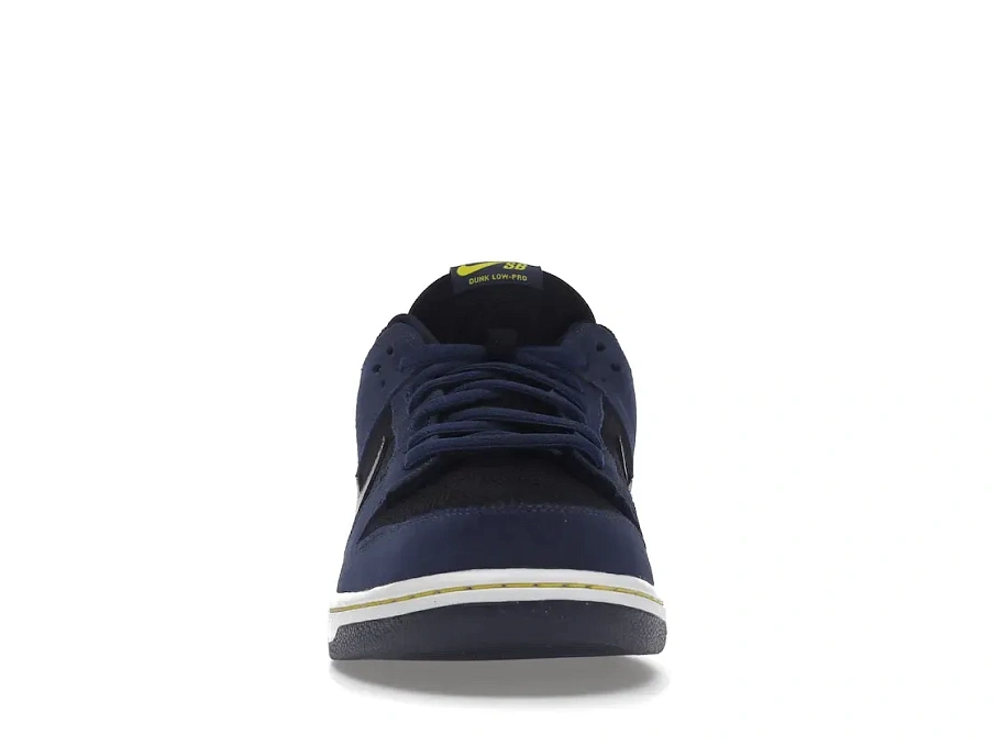 Фото № 2 с приближением к товару «‎Nike SB Dunk Low Midnight Navy Black»