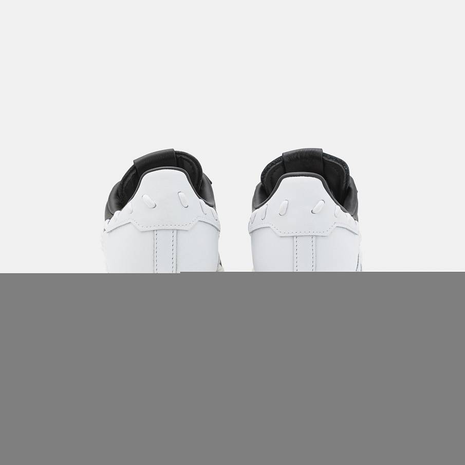 Фото № 3 с приближением к товару «‎Adidas Superstar »