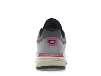 Фото № 4 с приближением к товару «‎New Balance 990v4»