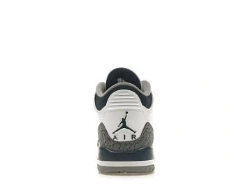 Jordan 3 Retro - 4
