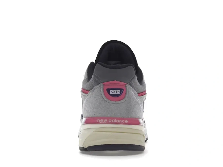 Фото № 4 с приближением к товару «‎New Balance 990v4»