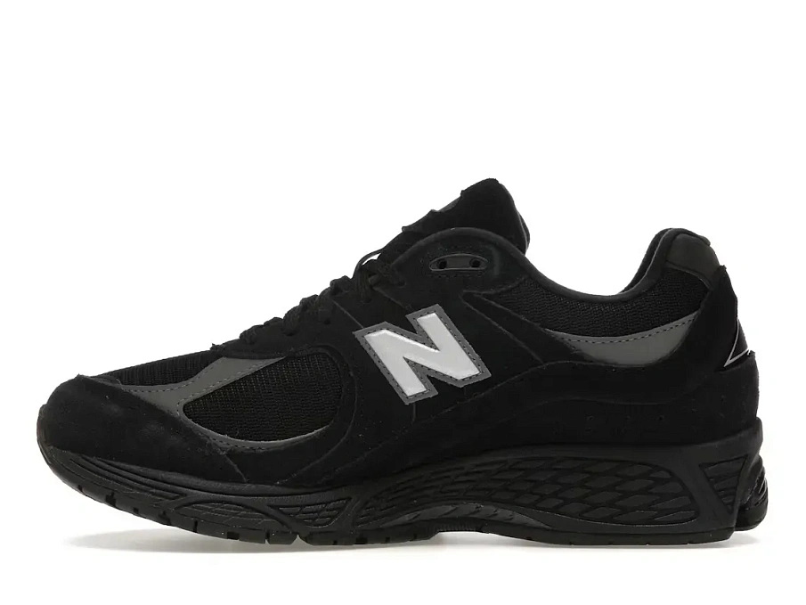Фото № 3 с приближением к товару «‎New Balance 2002R»