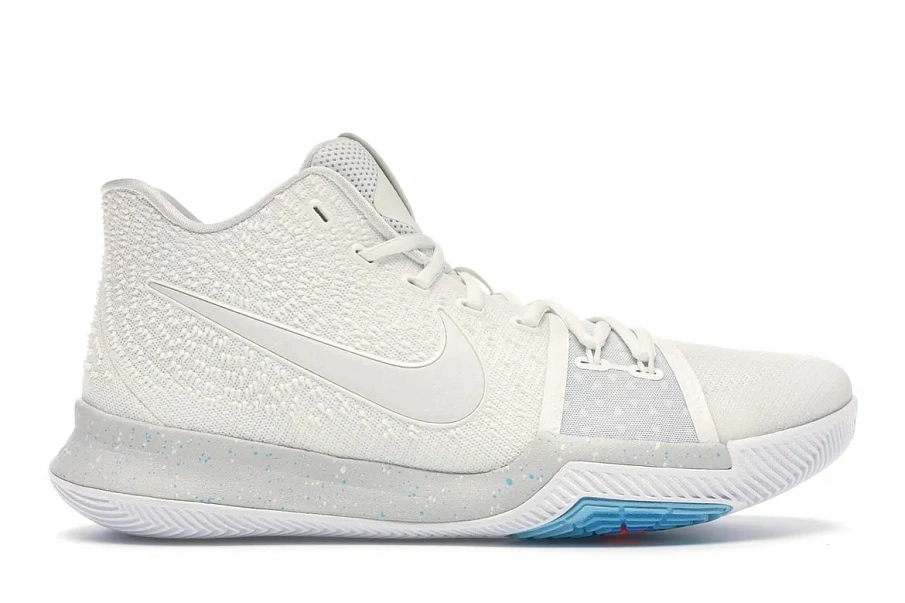 Фото № 1 с приближением к товару «‎Nike Kyrie 3 Ivory»