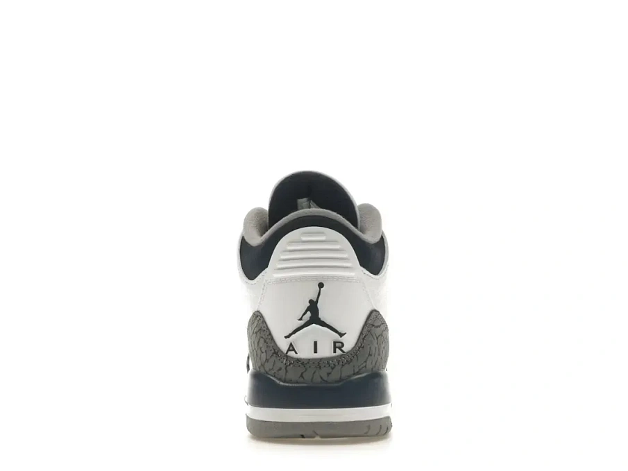 Фото № 4 с приближением к товару «‎Jordan 3 Retro»