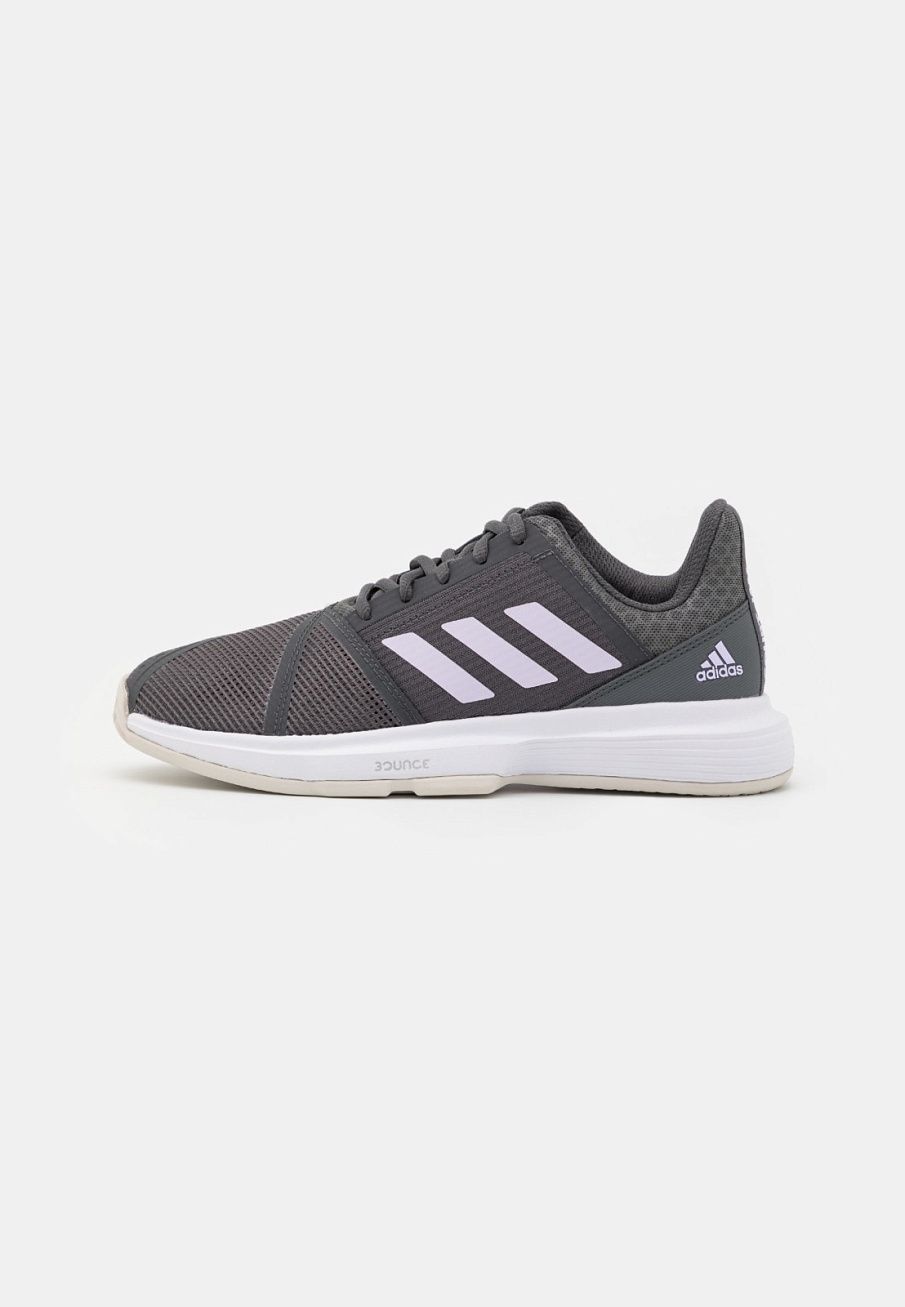 Фото № 1 с приближением к товару «‎Adidas Courtjam Bounce»