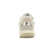 Фото № 4 с приближением к товару «‎New Balance 2002R»