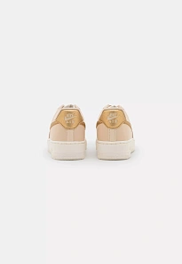Фото № 4 с приближением к товару «‎W AIR FORCE 1 07 ESS TRND»