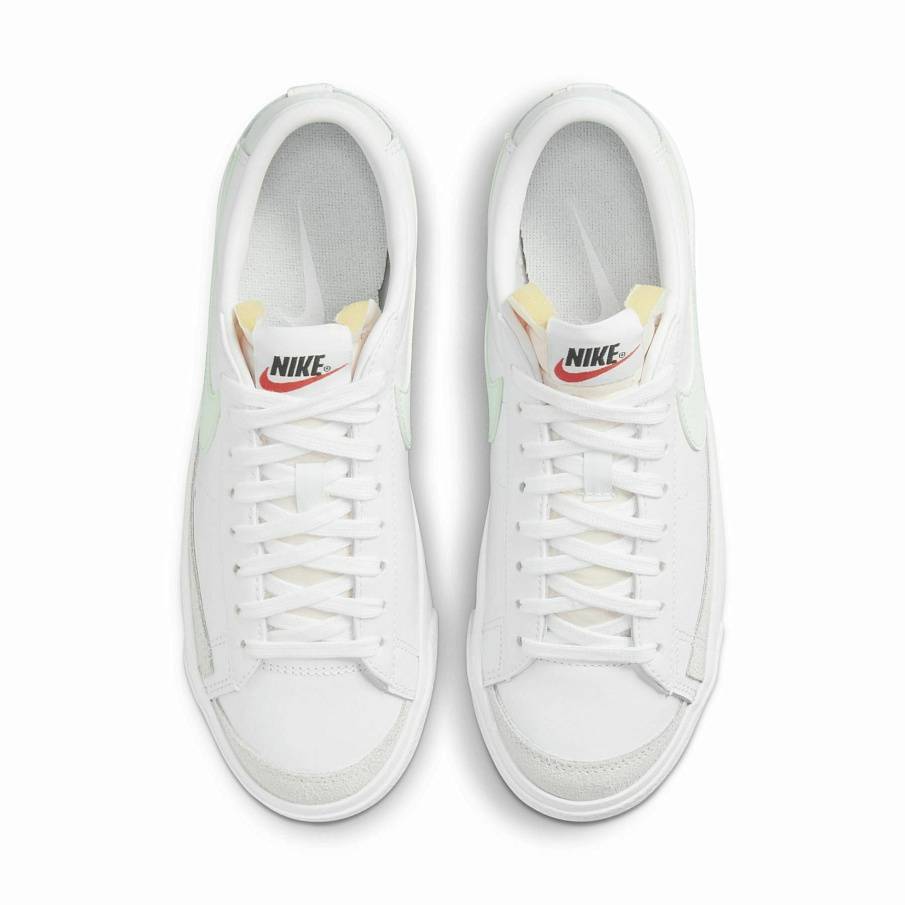 Фото № 1 с приближением к товару «‎Nike Blazer ’77 »