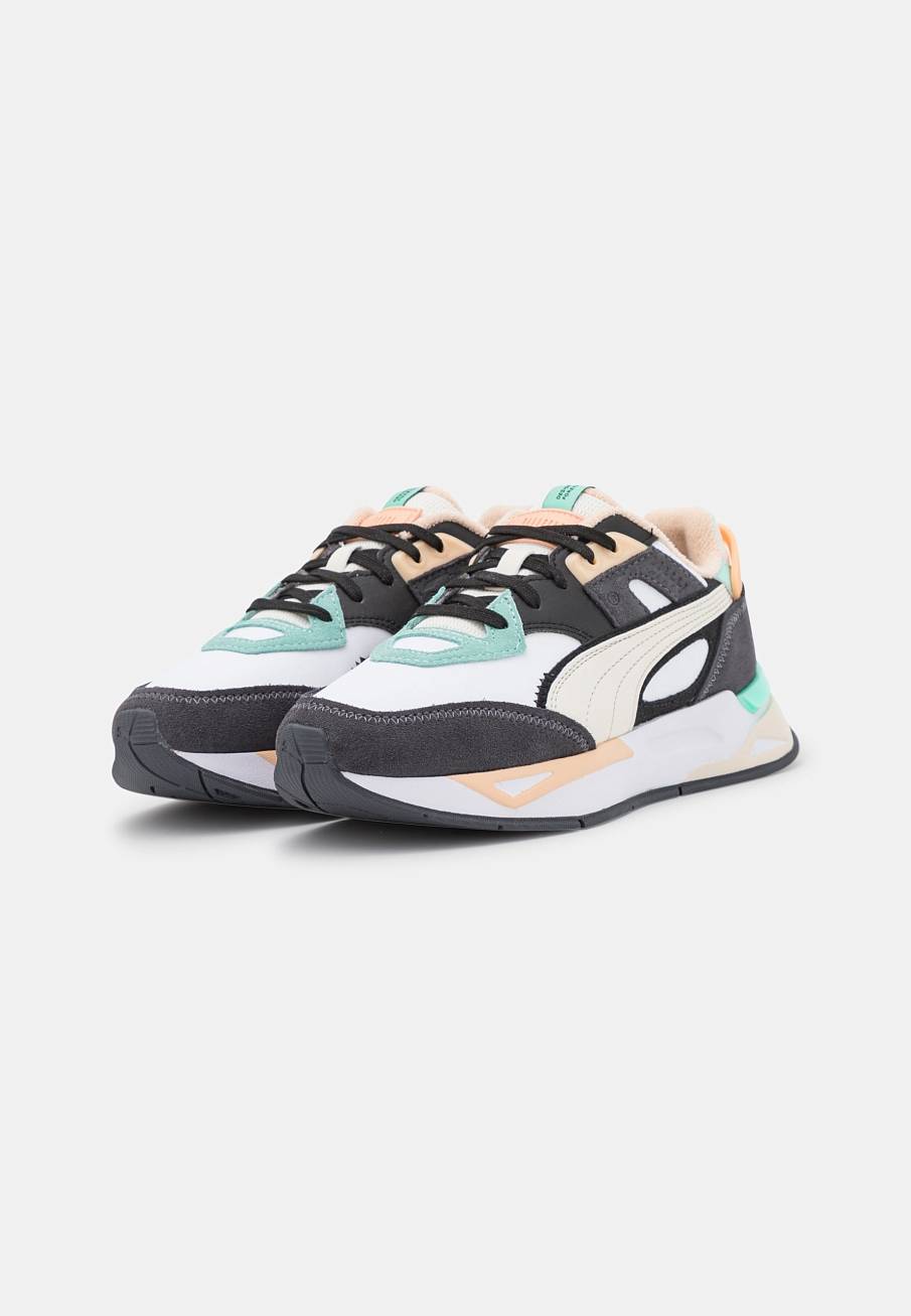 Фото № 3 с приближением к товару «‎Puma Mirage »