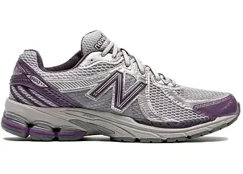 New Balance 860v2