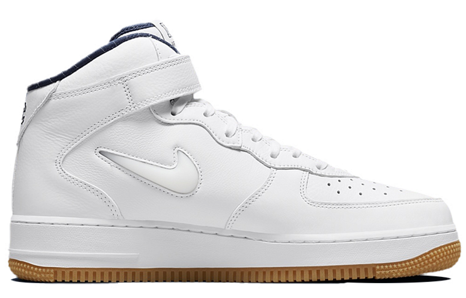 Фото № 2 с приближением к товару «‎Nike Air Force 1 Mid QS Skate shoes NYC»