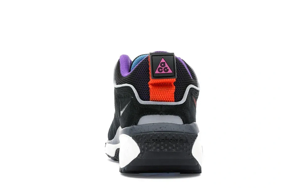 Фото № 4 с приближением к товару «‎Nike ACG Dog Mountain Black Hyper Grape»