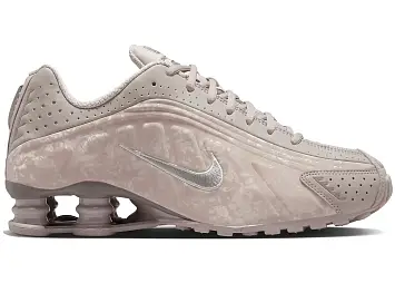 Nike Shox R4