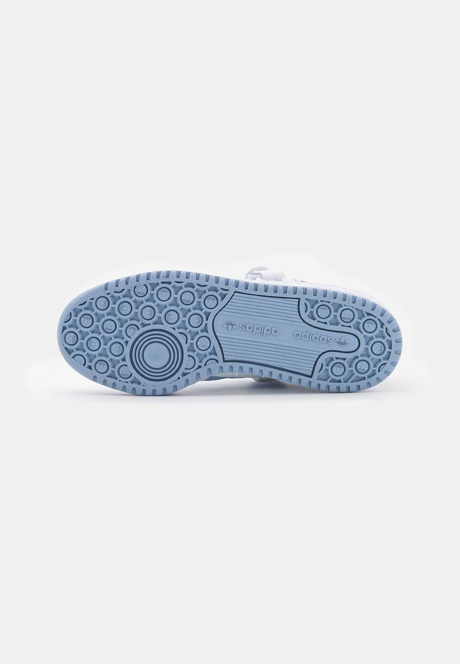 Фото № 5 с приближением к товару «‎Adidas Forum »