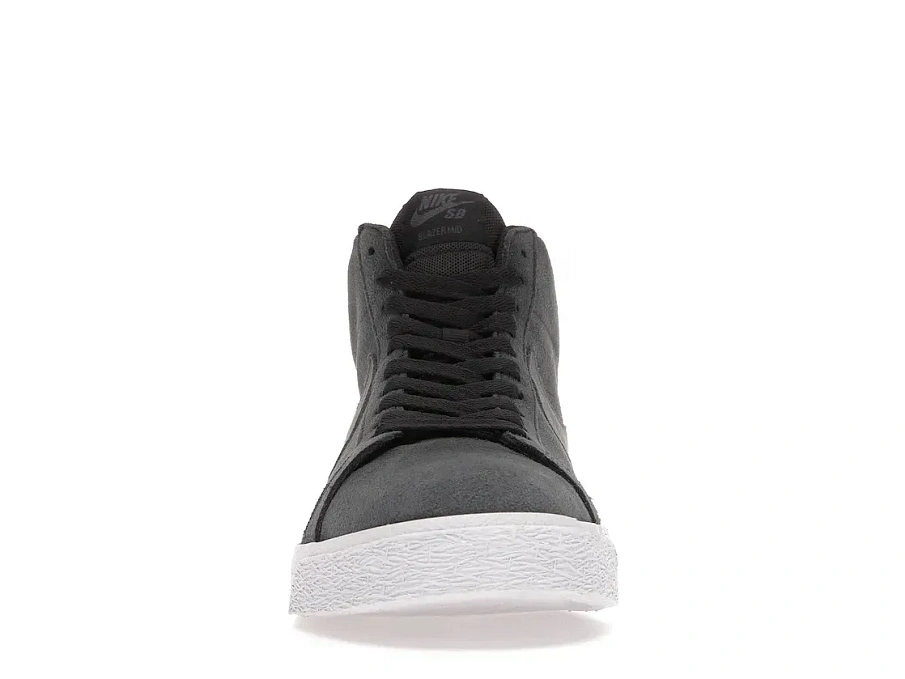 Фото № 2 с приближением к товару «‎Nike SB Zoom Blazer Mid Black Wolf Grey»