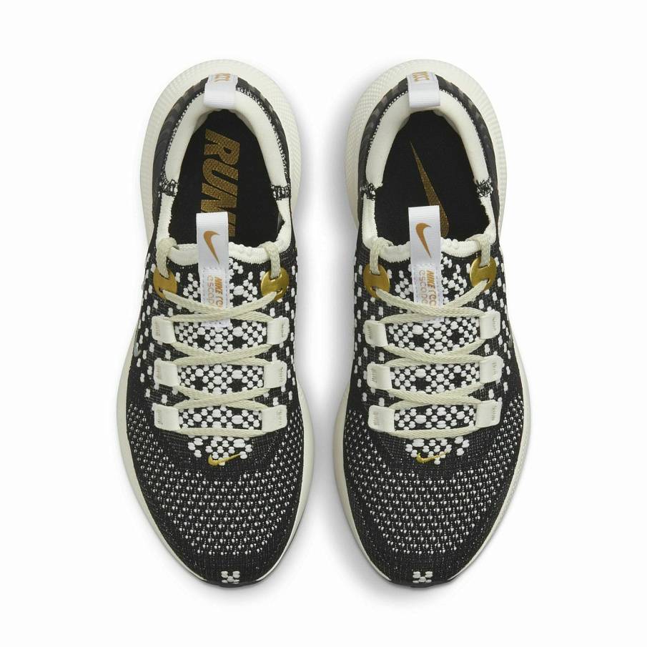 Фото № 3 с приближением к товару «‎Nike React Escape »