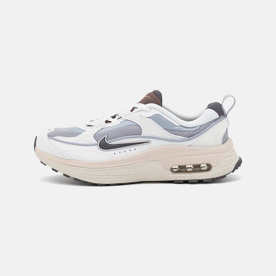 Фото № 1 с приближением к товару «‎Nike Air Max Bliss »