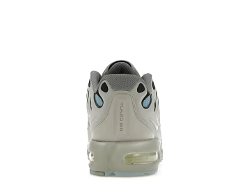 Nike Air Max Plus Drift - 4