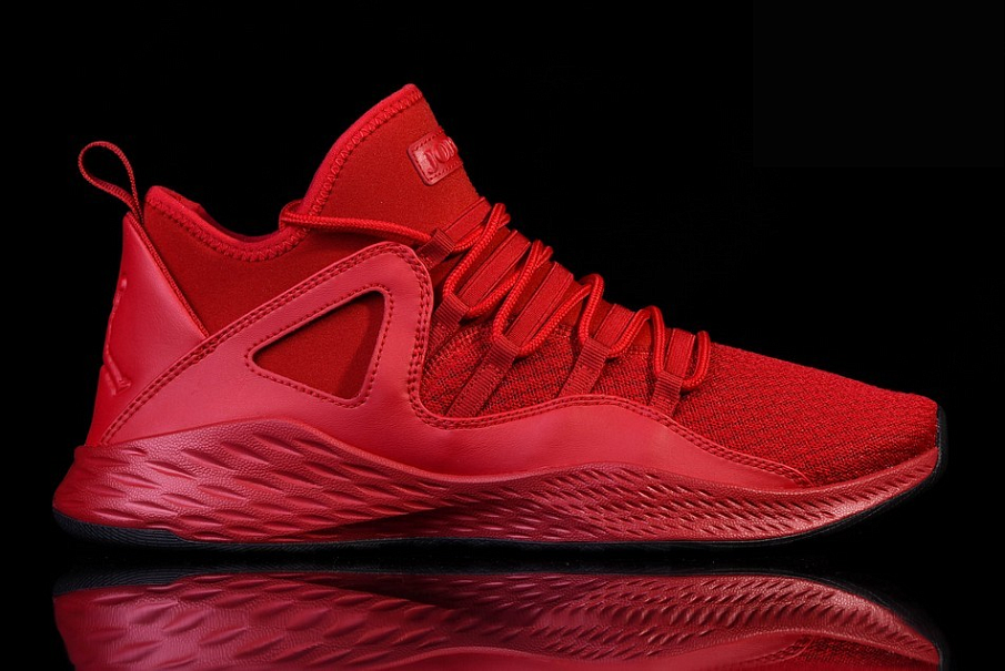 Фото № 3 с приближением к товару «‎Nike Air Jordan Formula 23 Triple »