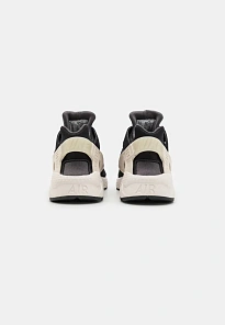 Фото № 3 с приближением к товару «‎AIR HUARACHE UNISEX»