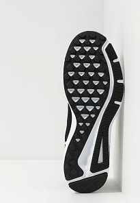 Фото № 5 с приближением к товару «‎Nike Quest 2»