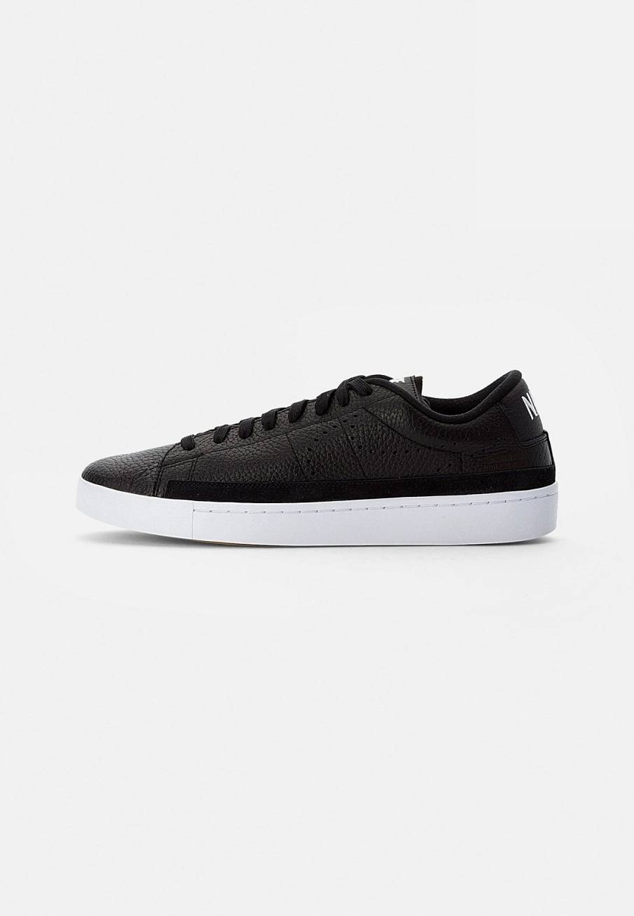 Фото № 1 с приближением к товару «‎Nike Blazer »