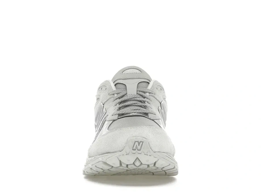 Фото № 2 с приближением к товару «‎New Balance 2002R»