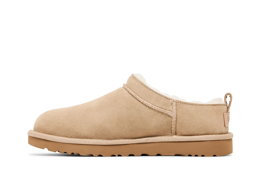 Фото № 4 с приближением к товару «‎UGG Women's Classic Micro Sand»