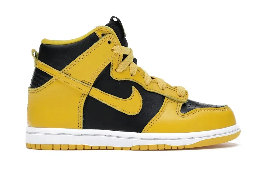 Фото № 1 с приближением к товару «‎Nike Dunk High»