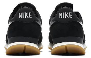 Nike Wmns Internationalist 'Black Gum' - 7