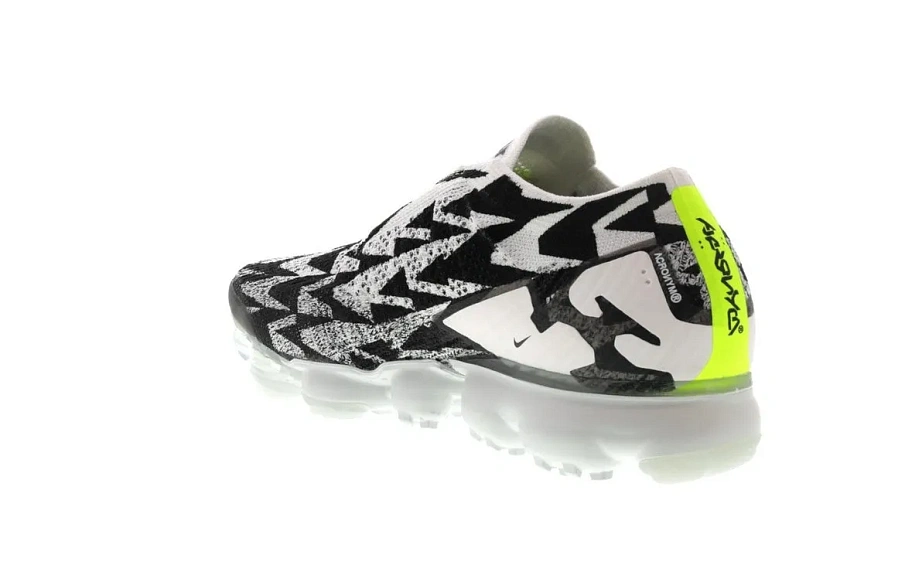 Фото № 6 с приближением к товару «‎Nike Air VaporMax Moc 2 Acronym Light Bone»