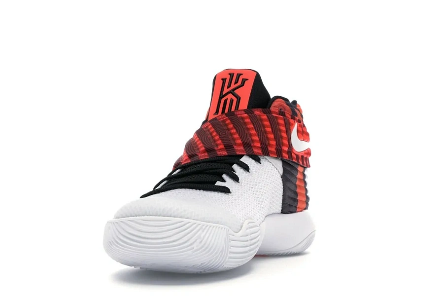 Фото № 3 с приближением к товару «‎Nike Kyrie 2 Crossover»