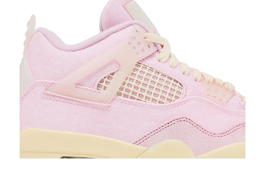 Фото № 3 с приближением к товару «‎Women's Air Jordan 4 Retro Iced Carmine (IB6716-600)»
