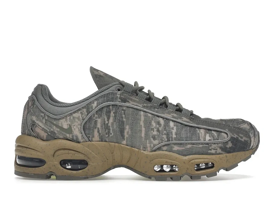 Фото № 1 с приближением к товару «‎Nike Air Max Tailwind 4 Digi Camo»
