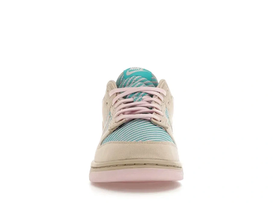 Фото № 2 с приближением к товару «‎Nike Dunk Low»