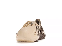 Фото № 3 с приближением к товару «‎adidas Yeezy Foam RNNR MX Cream Clay (Kids)»
