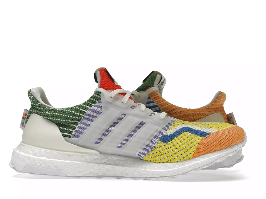 Фото № 3 с приближением к товару «‎adidas Ultra Boost 5.0 DNA Love Unites Pride (2021)»