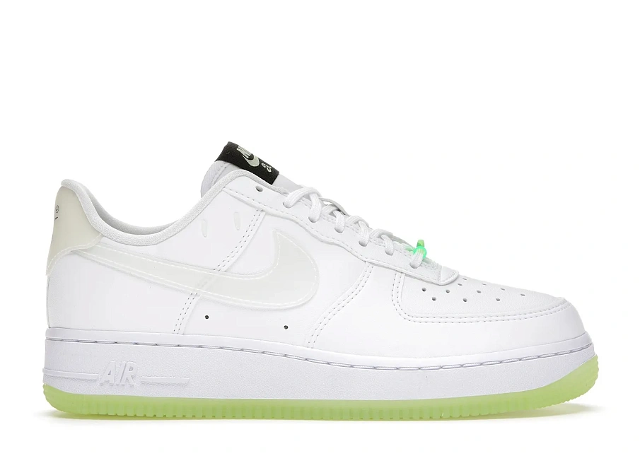 Фото № 1 с приближением к товару «‎Nike Air Force 1 Low 07 Have a Nike Day »