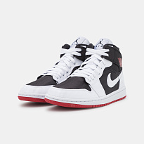 Фото № 5 с приближением к товару «‎Air Jordan 1 SE »