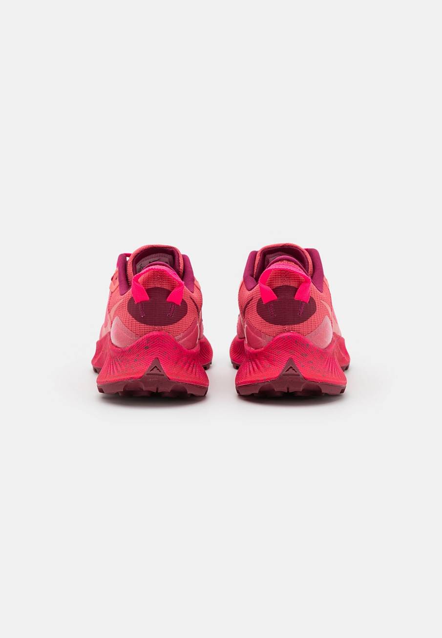 Фото № 3 с приближением к товару «‎Nike Pegasus Trail 3»