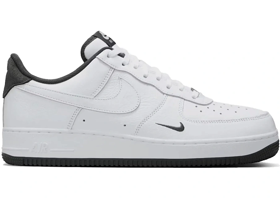 Фото № 1 с приближением к товару «‎Nike Air Force 1 Low '07»