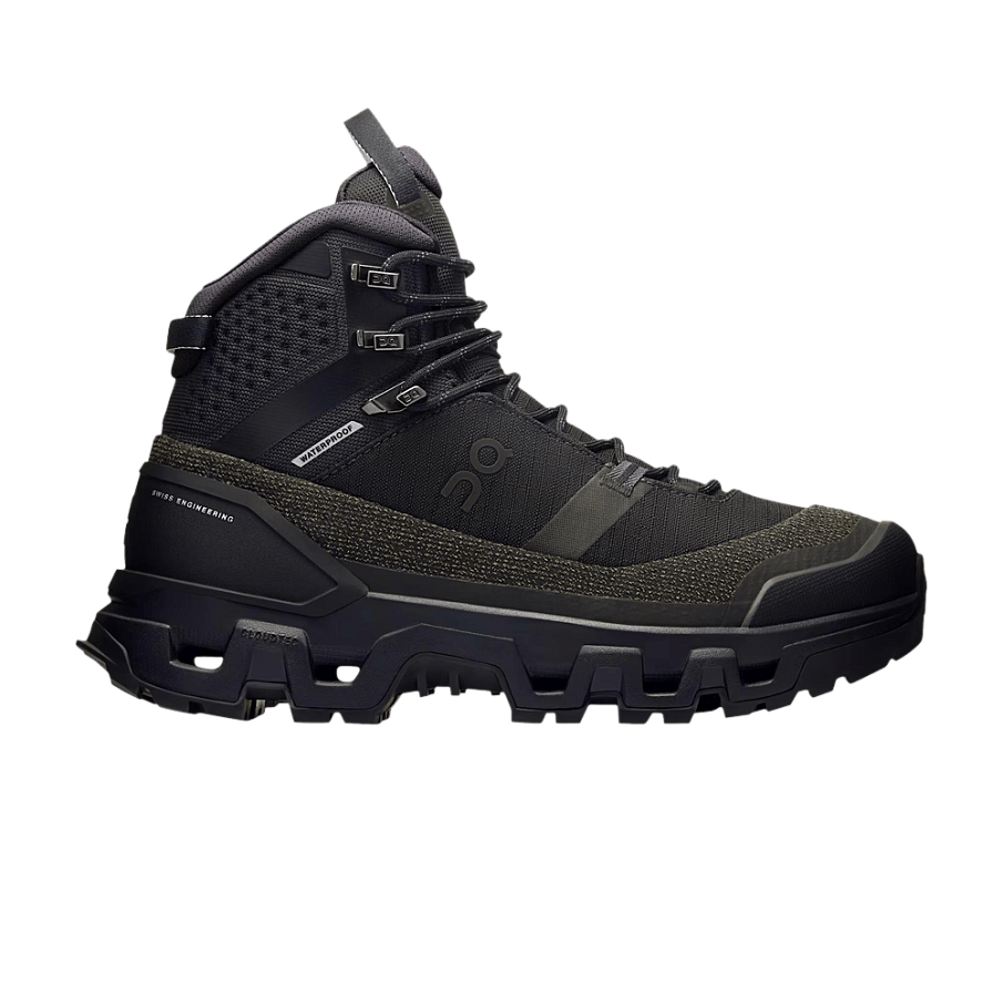 Фото № 1 с приближением к товару «‎ON Women's Cloudrock Trek Waterproof Triple Black (3WE30121043)»
