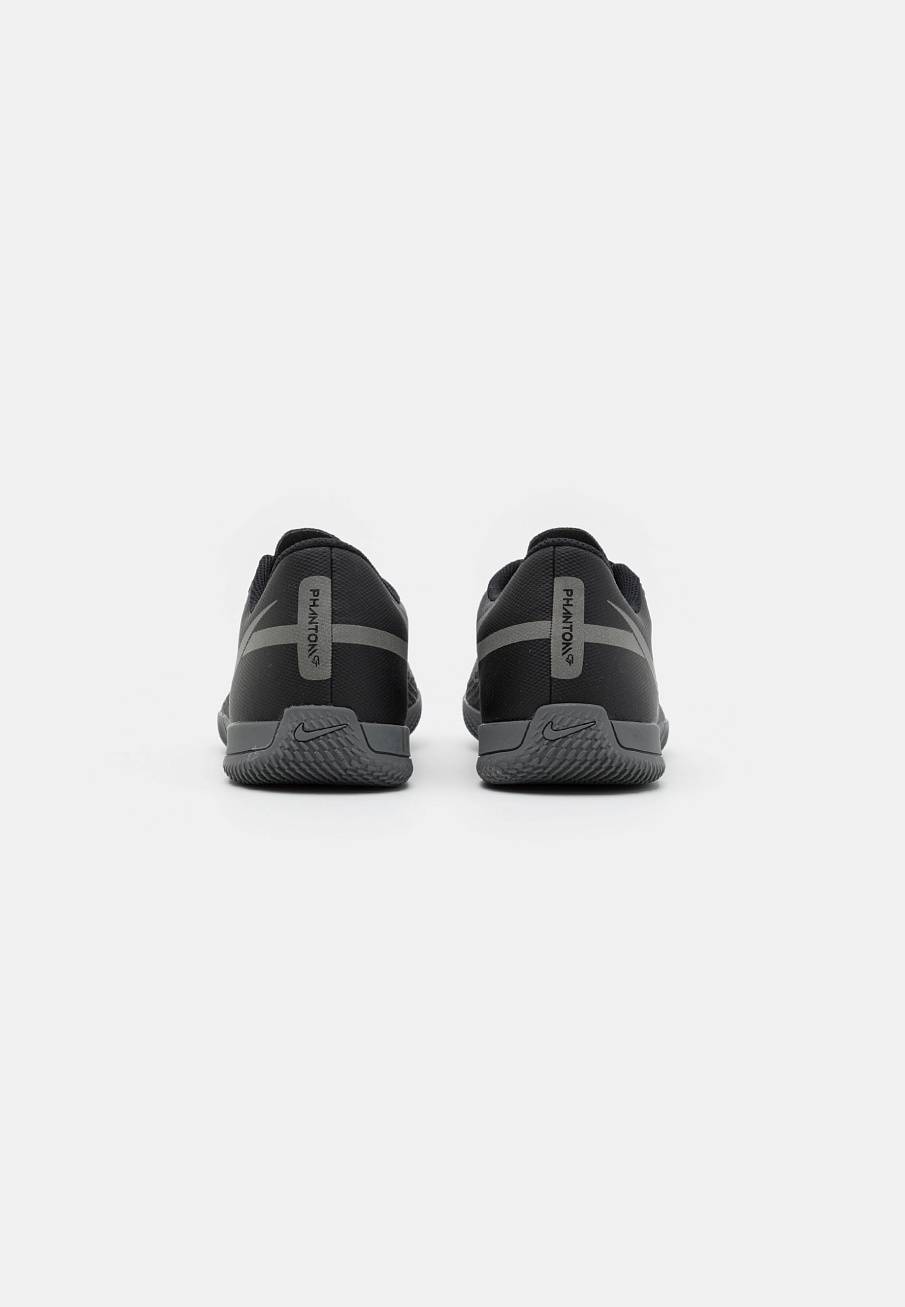 Фото № 3 с приближением к товару «‎Nike Gt2 Club IC »