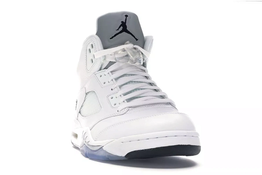 Фото № 4 с приближением к товару «‎Jordan 5 Retro Metallic White (2015)»