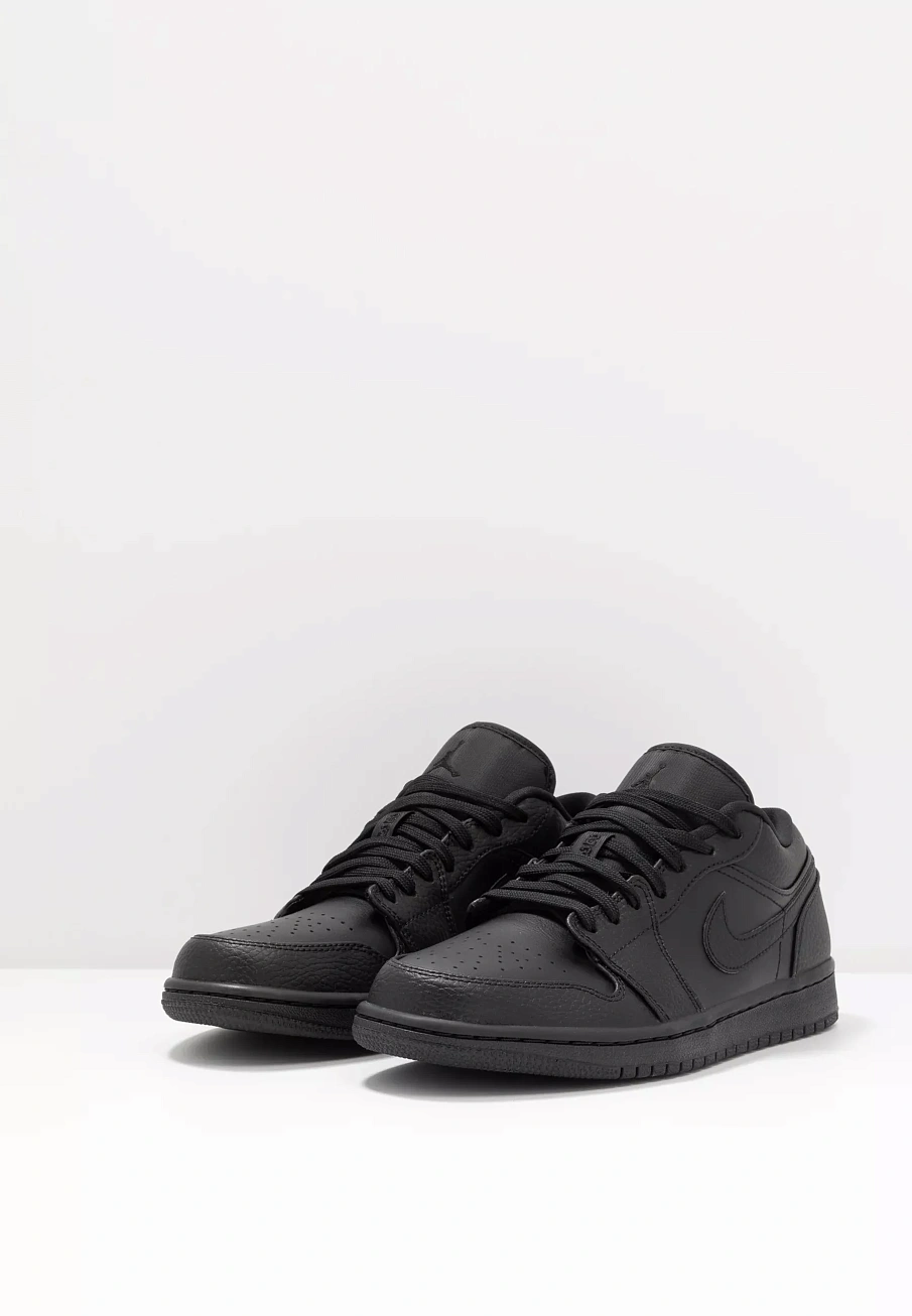 Фото № 3 с приближением к товару «‎AIR JORDAN 1»