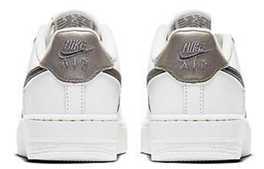 Фото № 4 с приближением к товару «‎Nike AIR FORCE 1 (GS) Low Metallic Silver»