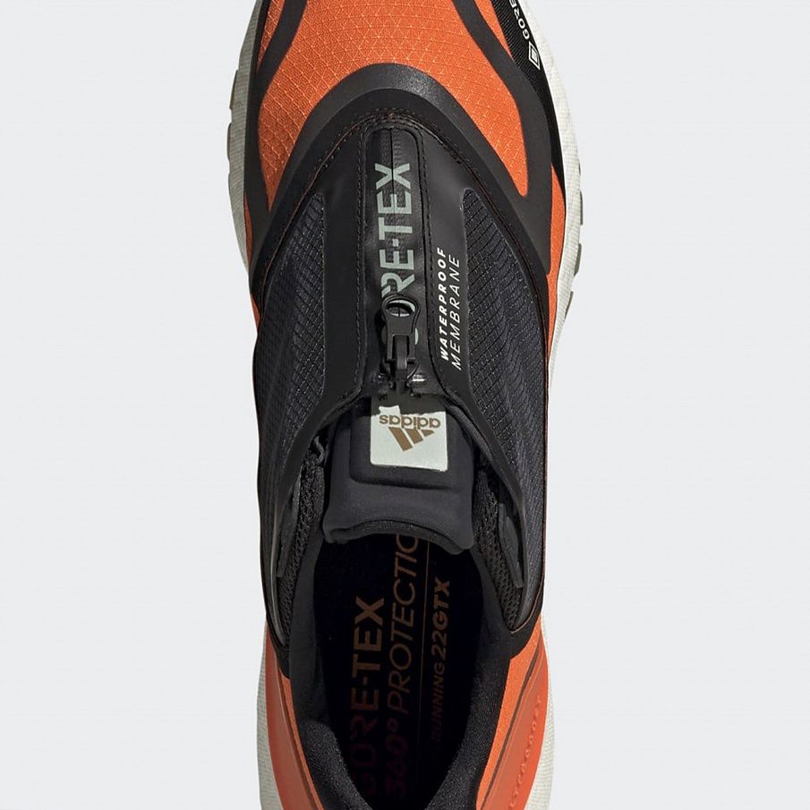 Фото № 2 с приближением к товару «‎Adidas Ultraboost»