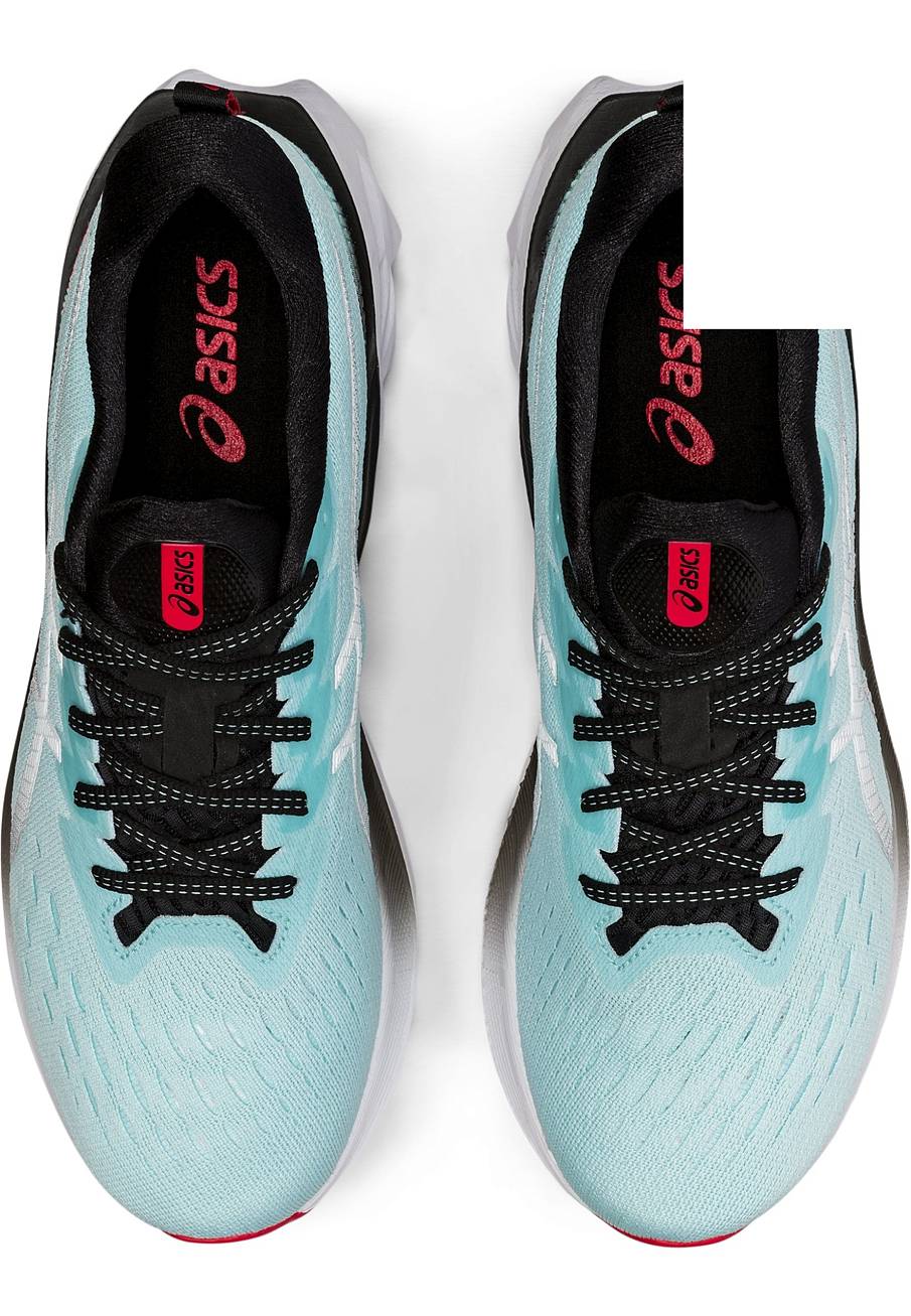 Фото № 3 с приближением к товару «‎Asics Novablast»
